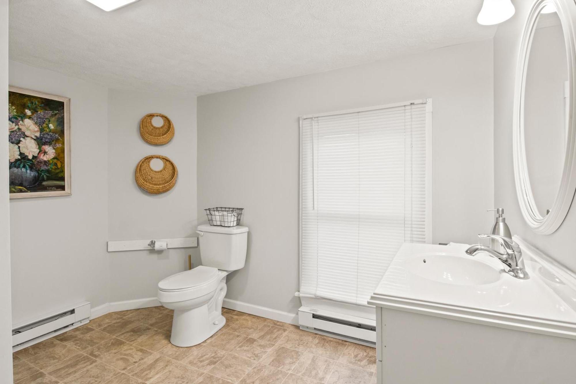 Walk To Parks, Dining & Lake! Game Room! Hot Tub! Watkins Glen Exterior photo